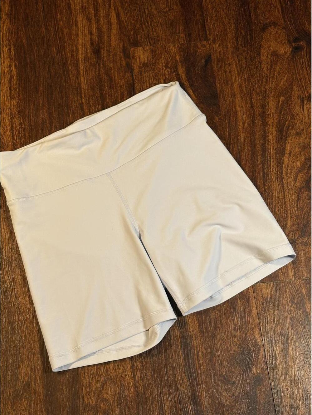 Old Navy Active PowerSoft High Rise Biker Shorts Beige Size L